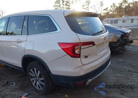 2021 Honda Pilot Awd Ex z USA, uszkodzony, nr VIN 5FNYF6H33MB083918